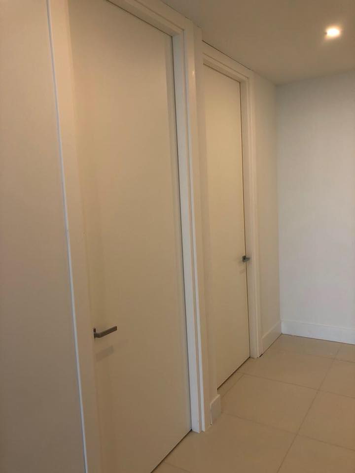 Swing Door White Lacquer